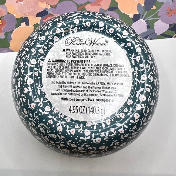 Pioneer Woman Candle Tin - Mistletoe & Juniper - Picture 3 of 4